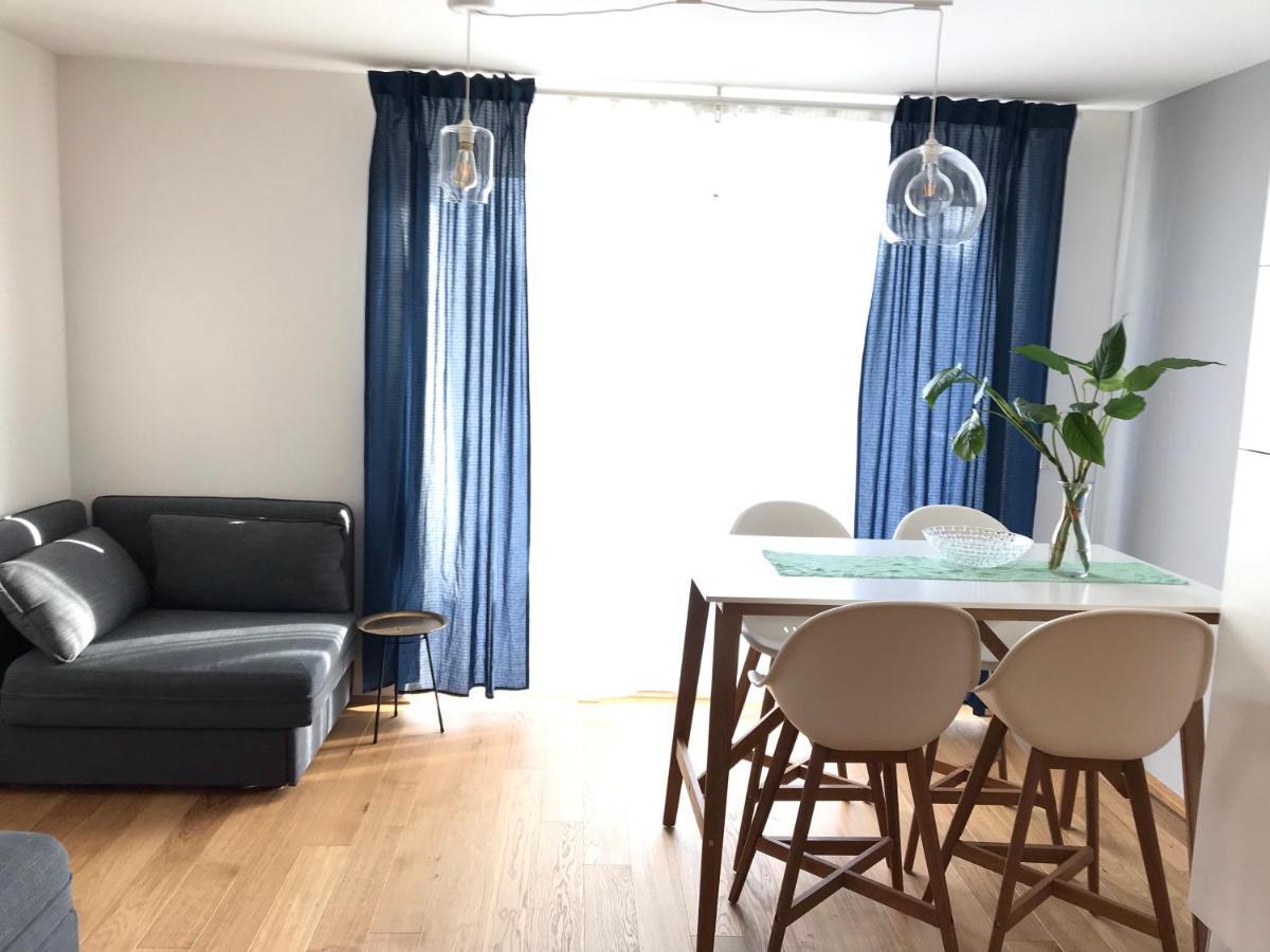 Yellow Flower Apartment With Pool - 5 Min To Lake Wien Eksteriør bilde